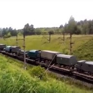 Tömeges páncélozott jármű mozgása Oroszországból Ukrajnába