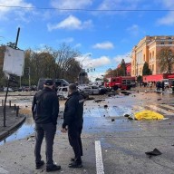 Masszív orosz támadás folyik Ukrajna belsejében; Zelenszkij irodáját rakéták találták el!